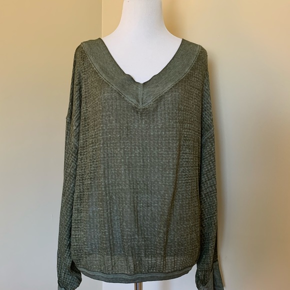 🆕 NWOT Free People Wide V Top - Picture 3 of 7